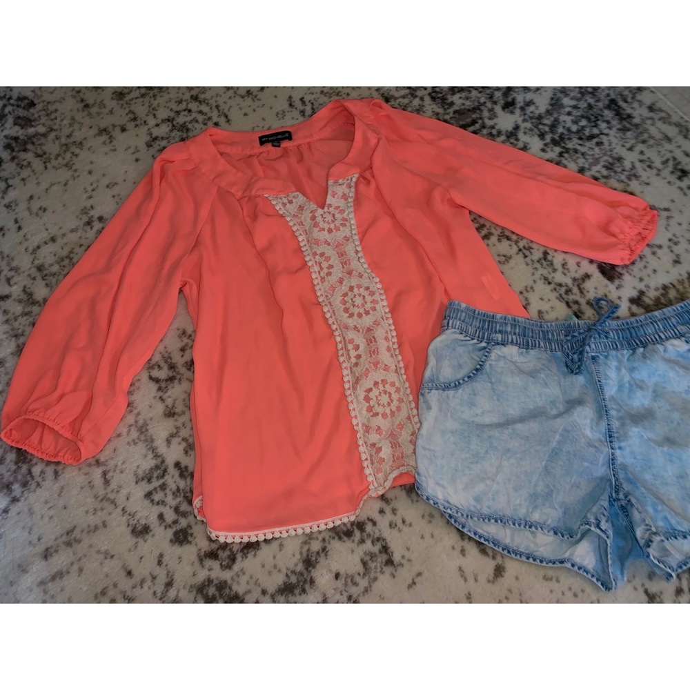 Cute blouse
